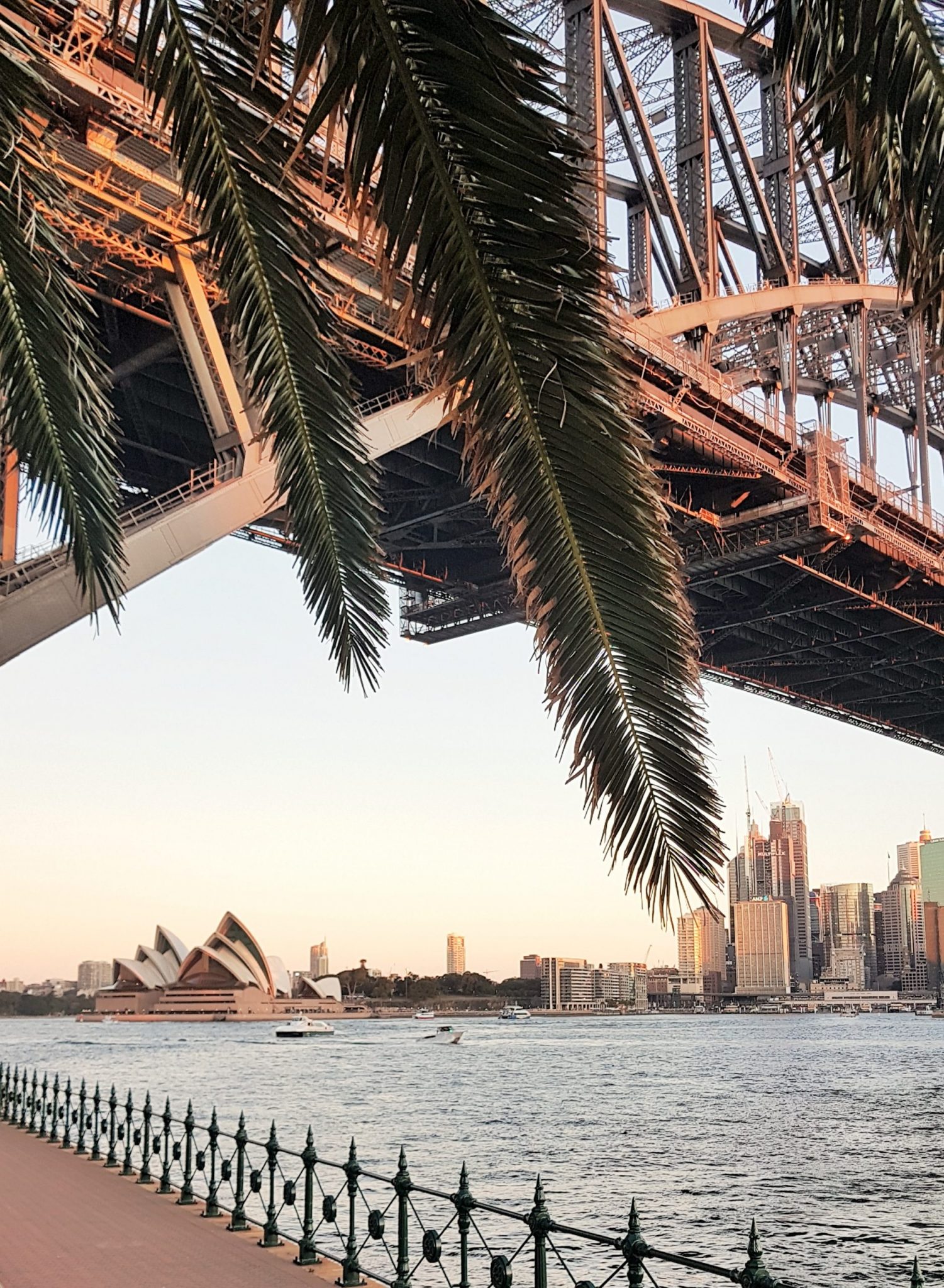 Sydney-Opera-House-Bridge